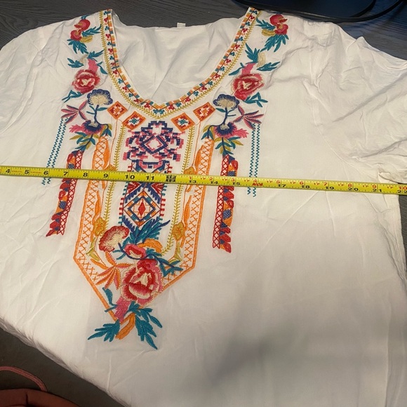 Embroidered Lined Top - Picture 12 of 13